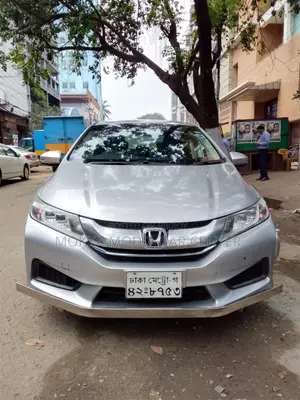 হোন্ডা গ্রেস ১.৫ হাইব্রিড এফডব্লিউডি ২০১৪ সিলভার
