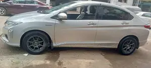 Honda Grace 1.5 Hybrid FWD 2014 Silver