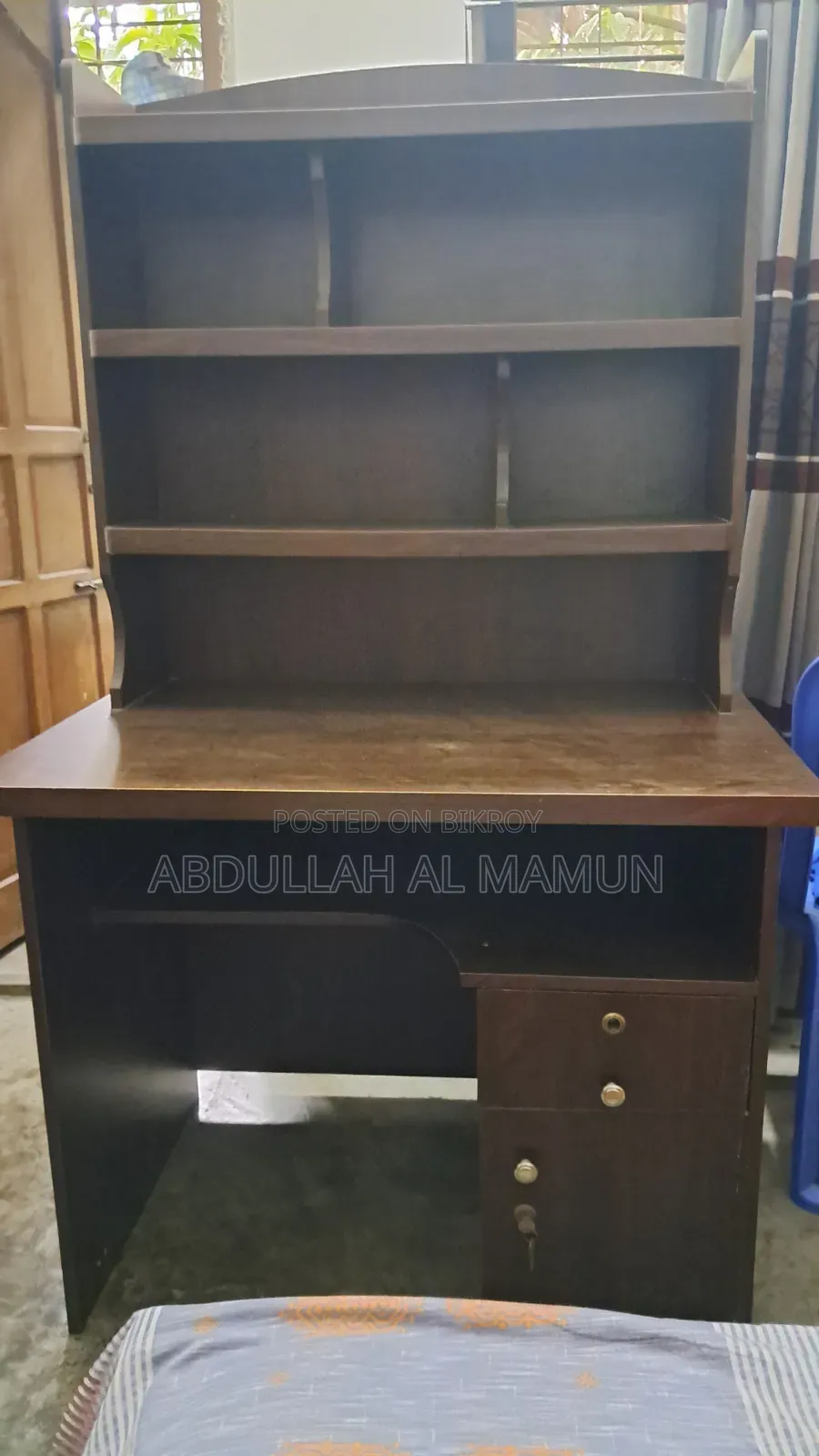 Reading Table