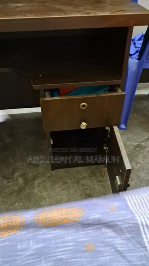 Reading Table