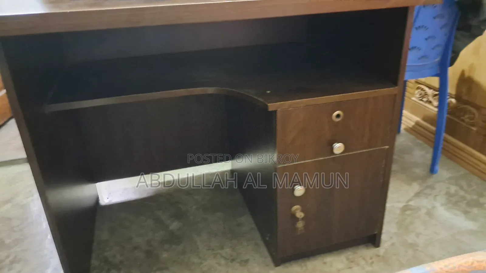 Reading Table