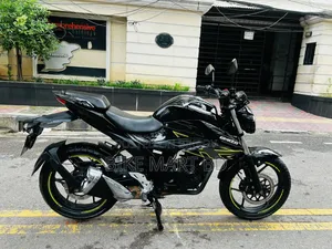 Suzuki 2022 Black