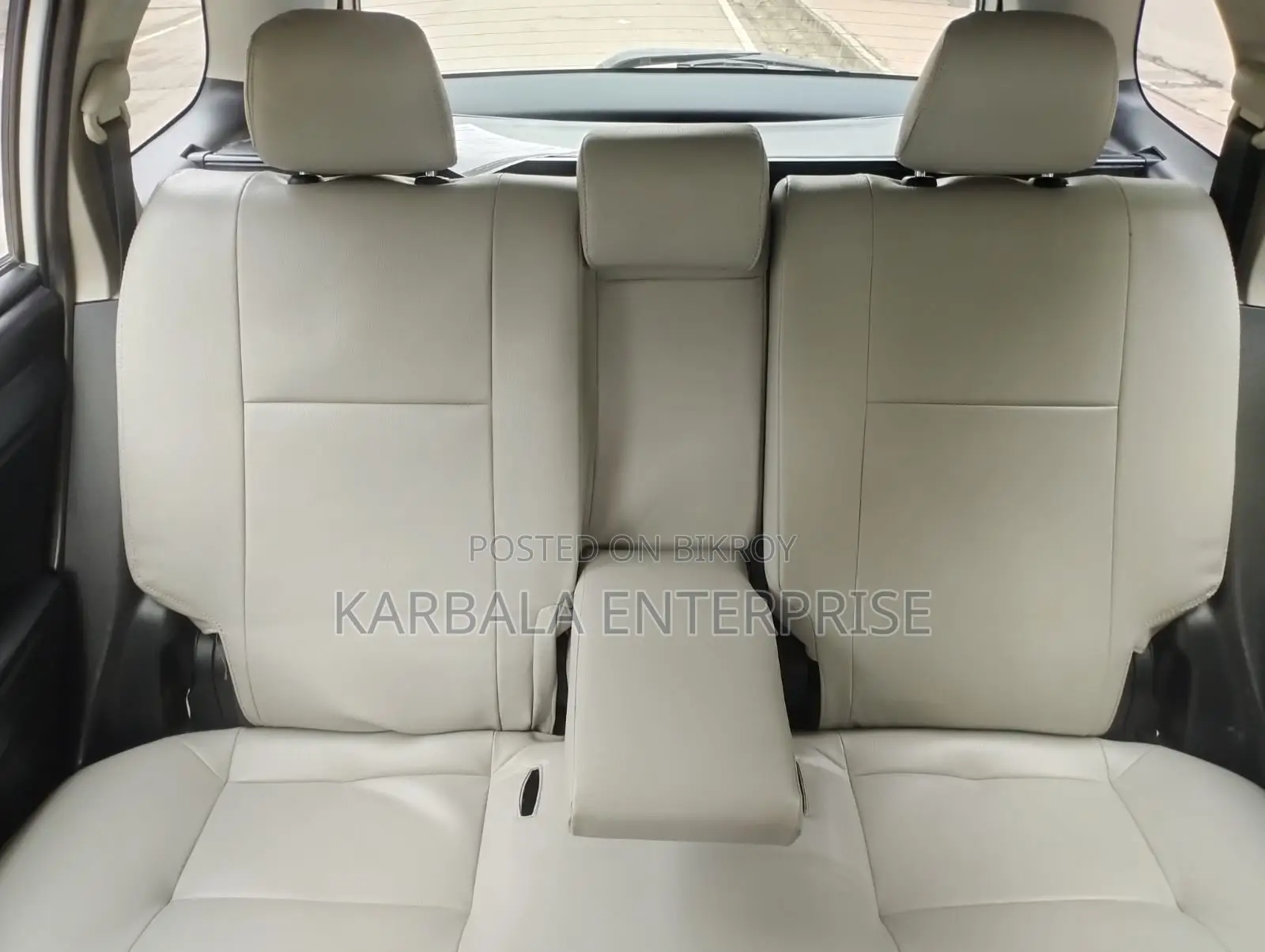 Toyota Corolla Fielder 1.5 Hybrid FWD 2015 White