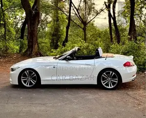 BMW Z4 sDrive30i 2010 White