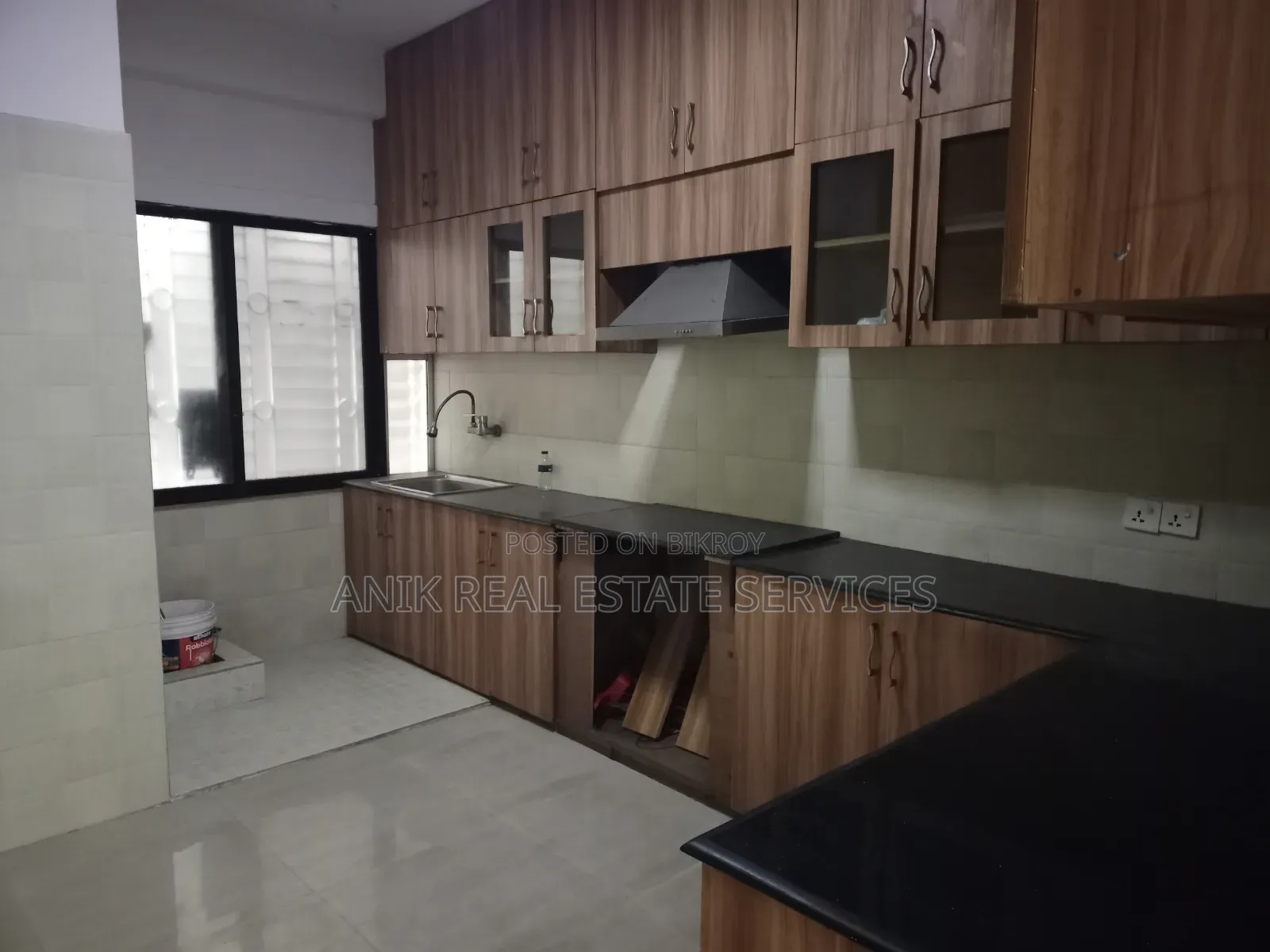 4-bedroom Apartment in Anik Real Estate, Baridhara for Rent