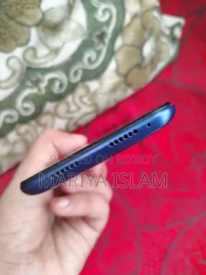Maximus 16 GB Blue