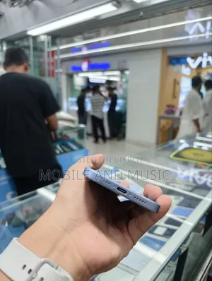 Apple iPhone ১৭ ২৫৬ জিবি ব্লু