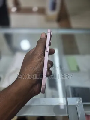 Apple iPhone 15 128 GB Rose Gold