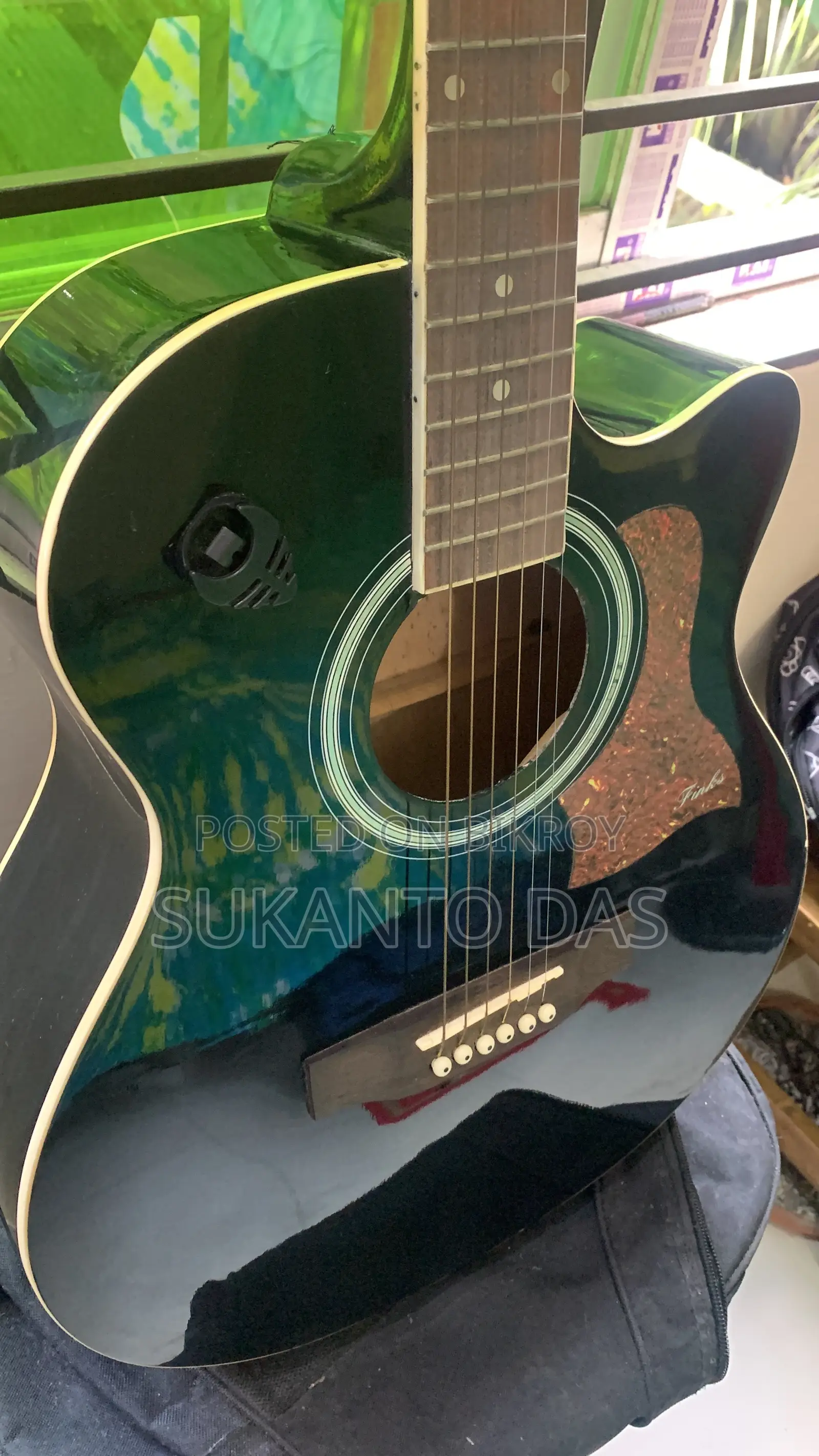Axe 48c Guitar