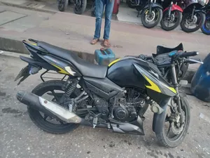 TVS Apache RTR 160 2V 2017 Black