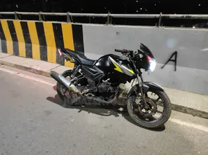TVS Apache RTR 160 2V 2017 Black