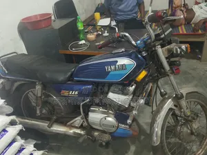 Yamaha 1999 Blue