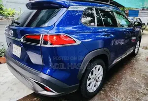 Toyota Corolla Cross 1.8 Hybrid FWD 2021 Blue