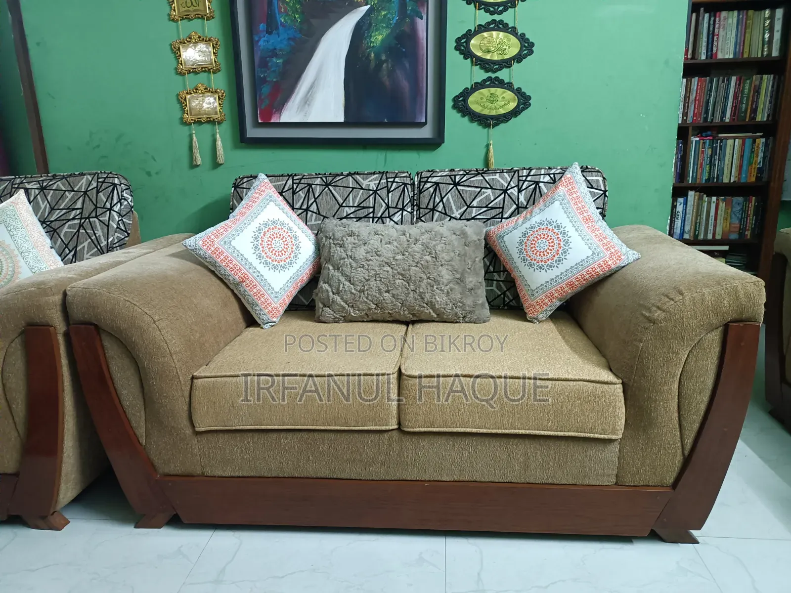 হাতিল সোফা