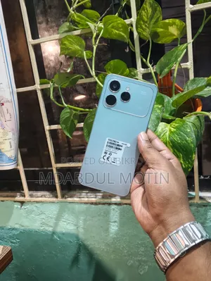 Tecno Spark 40 128 GB Gray