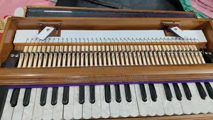 অথেনটিক হারমোনিয়াম