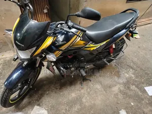 Honda 2022 Black