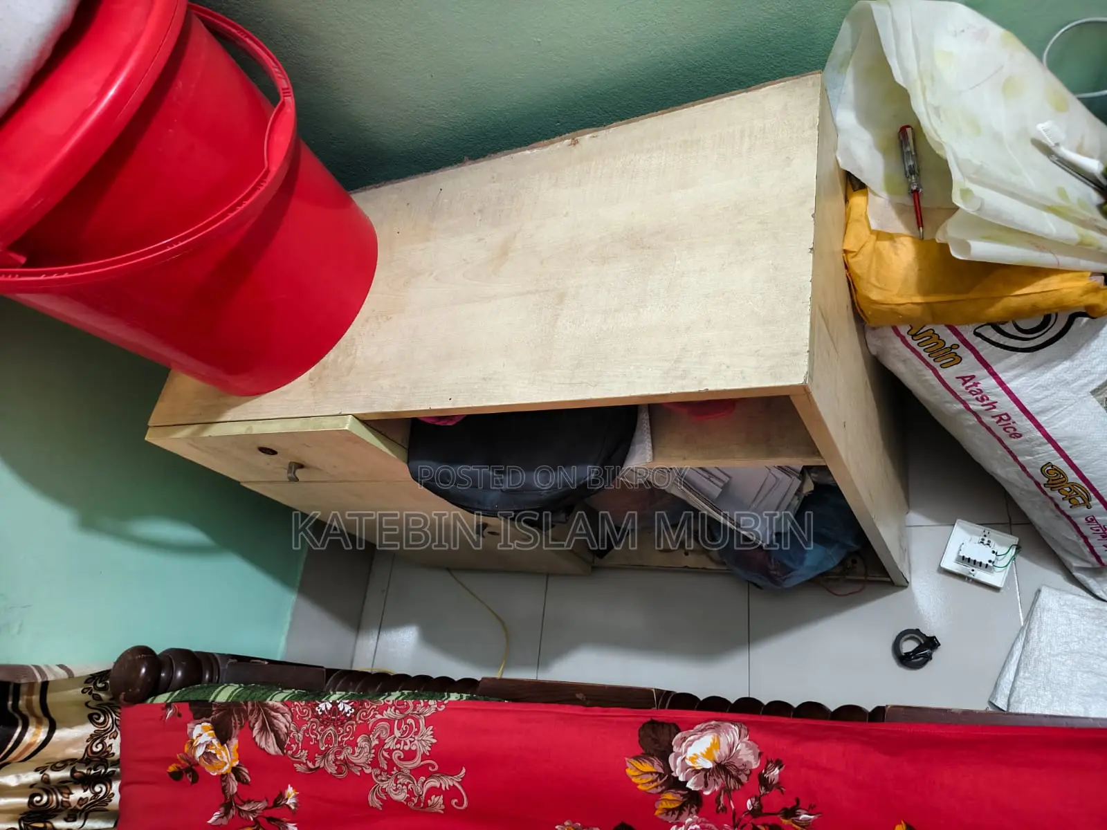 Cash/Computer Table
