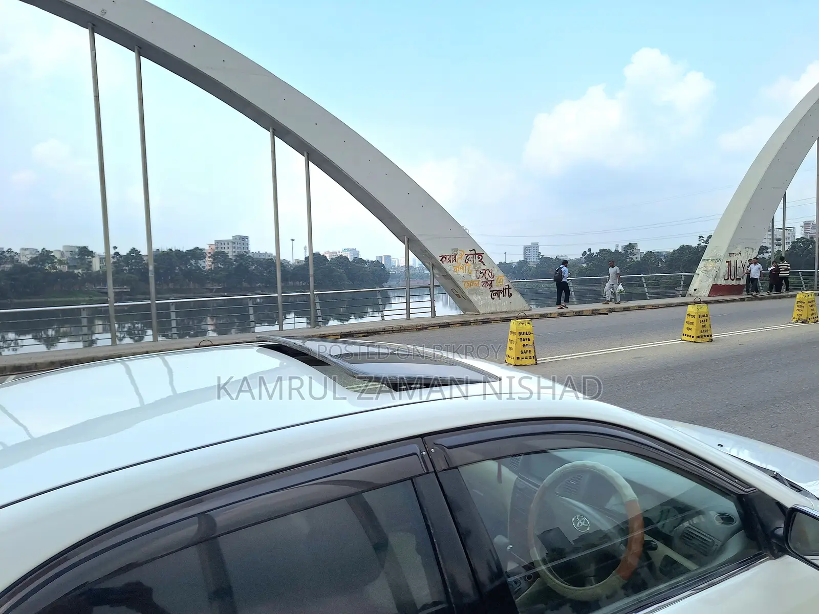 New Toyota Corolla Sedan 2001 White