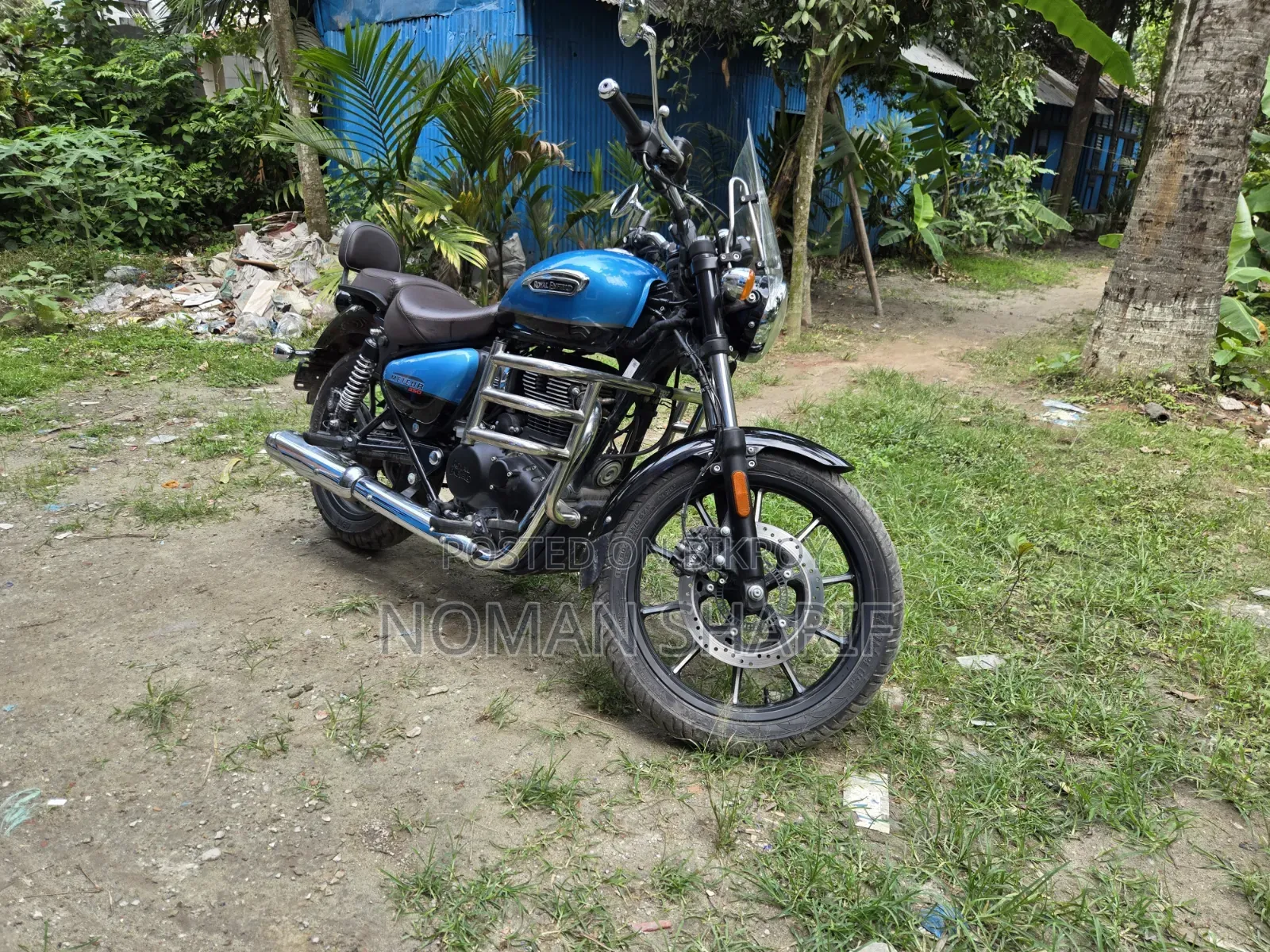 Royal Enfield Meteor 350 2025 Blue