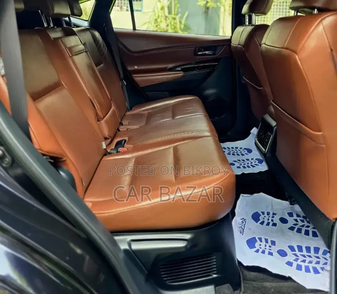 Toyota Harrier Progress 2019 Black