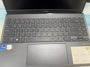 Laptop Asus ZenBook UX430UA 8GB Intel Core I7 SSD 512GB