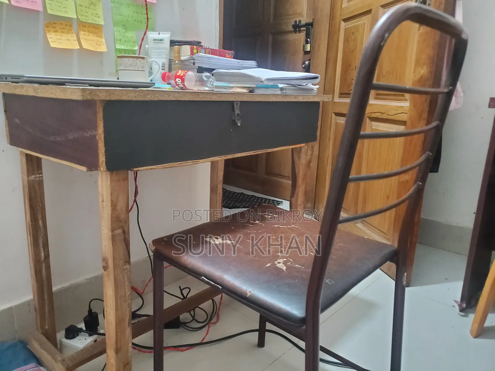 স্টাডি টেবিল উইথ চেয়ার