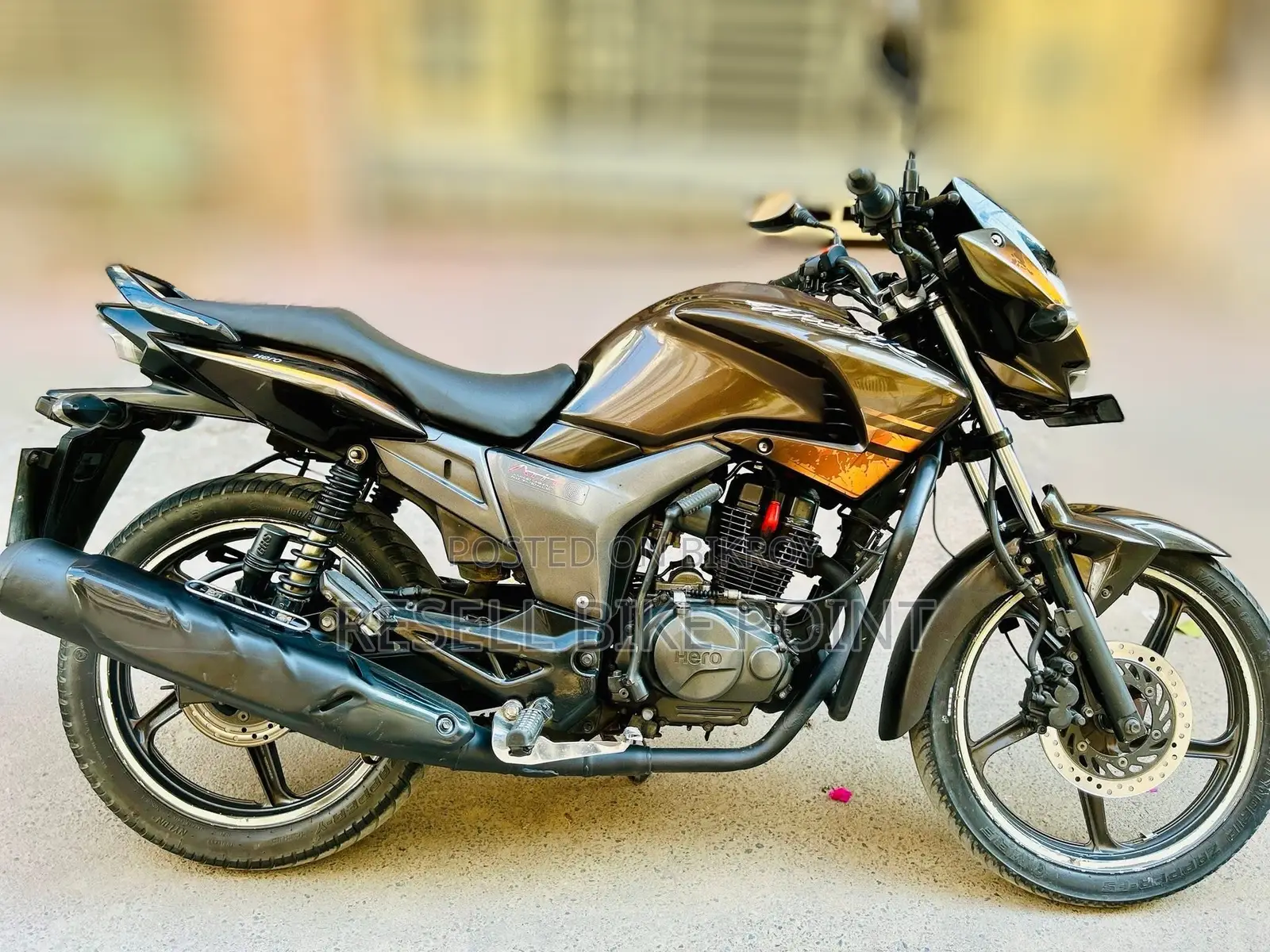 Hero Hunk ২০১৮ ব্ল্যাক