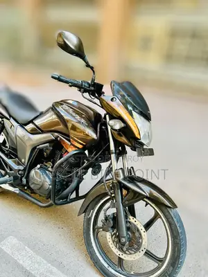 Hero Hunk ২০১৮ ব্ল্যাক