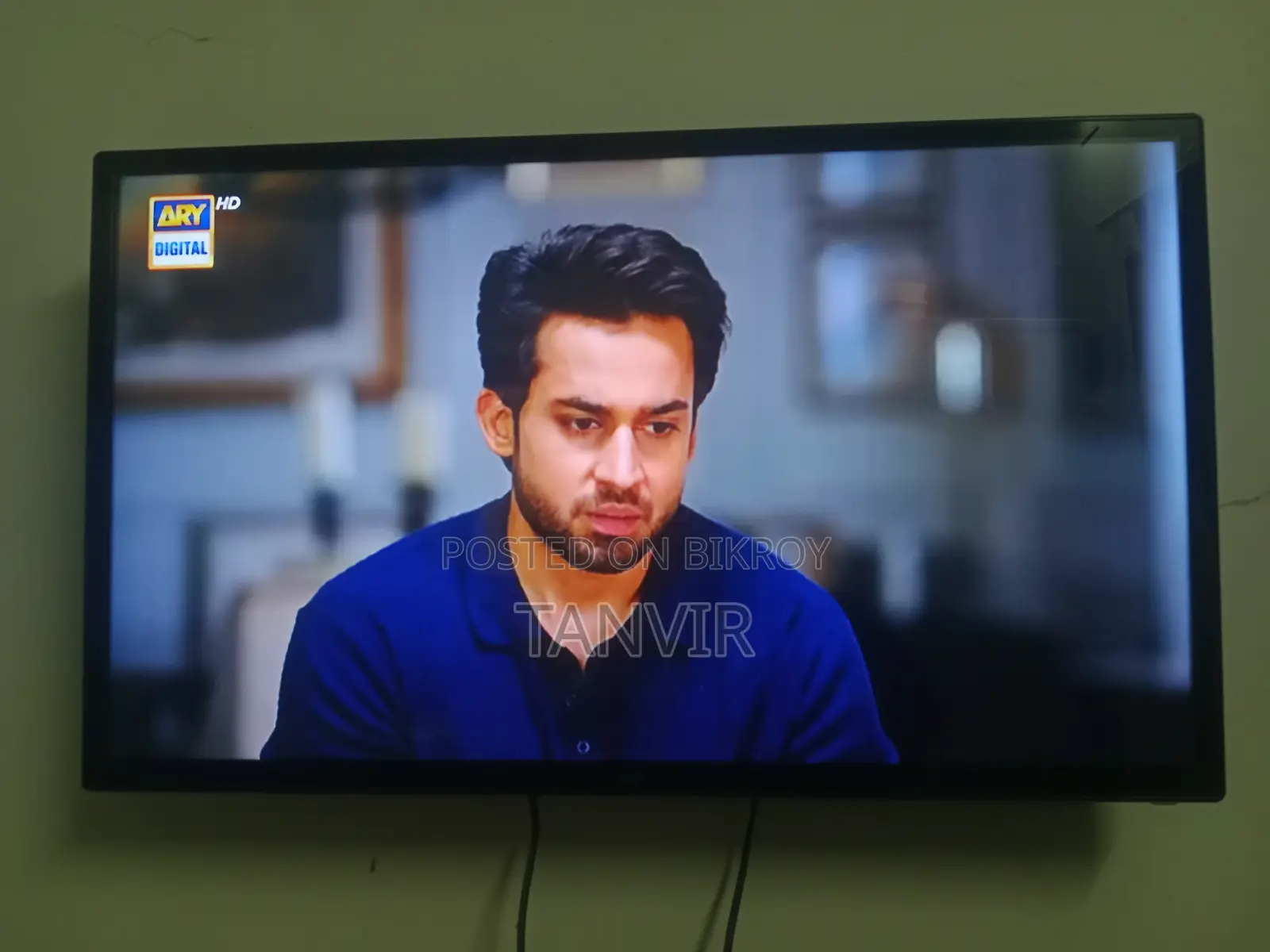 32 Inch TV for Sale