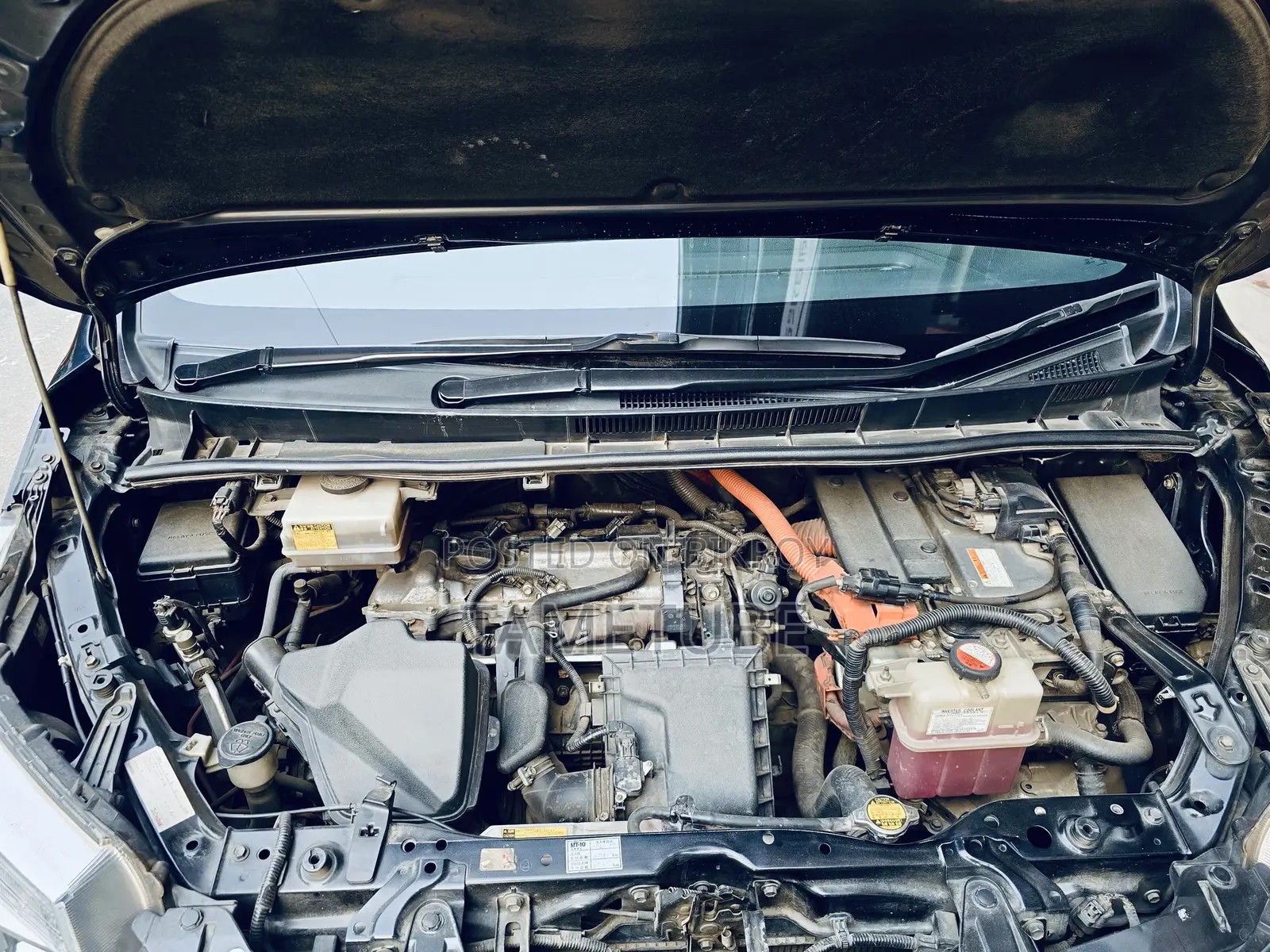Toyota Esquire 1.8 FWD Hybrid (7 Seater) 2015 Black