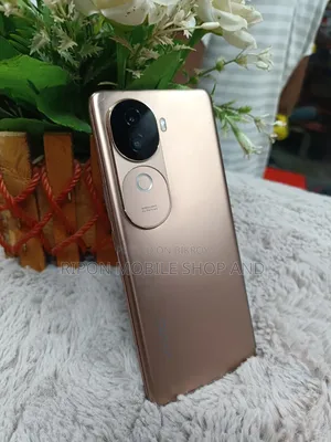 Vivo V40e 128 GB Gold