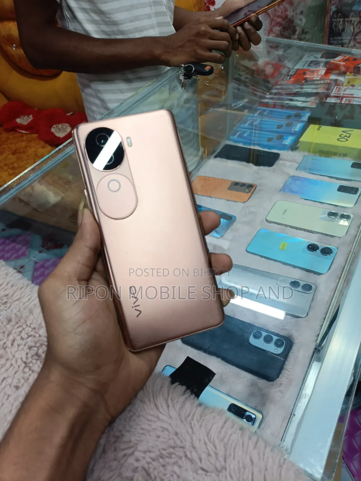 Vivo V40e 128 GB Gold