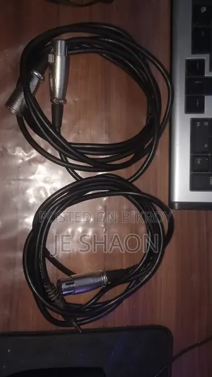 Bm- 800 Microphone and Phantom Power Sale Post