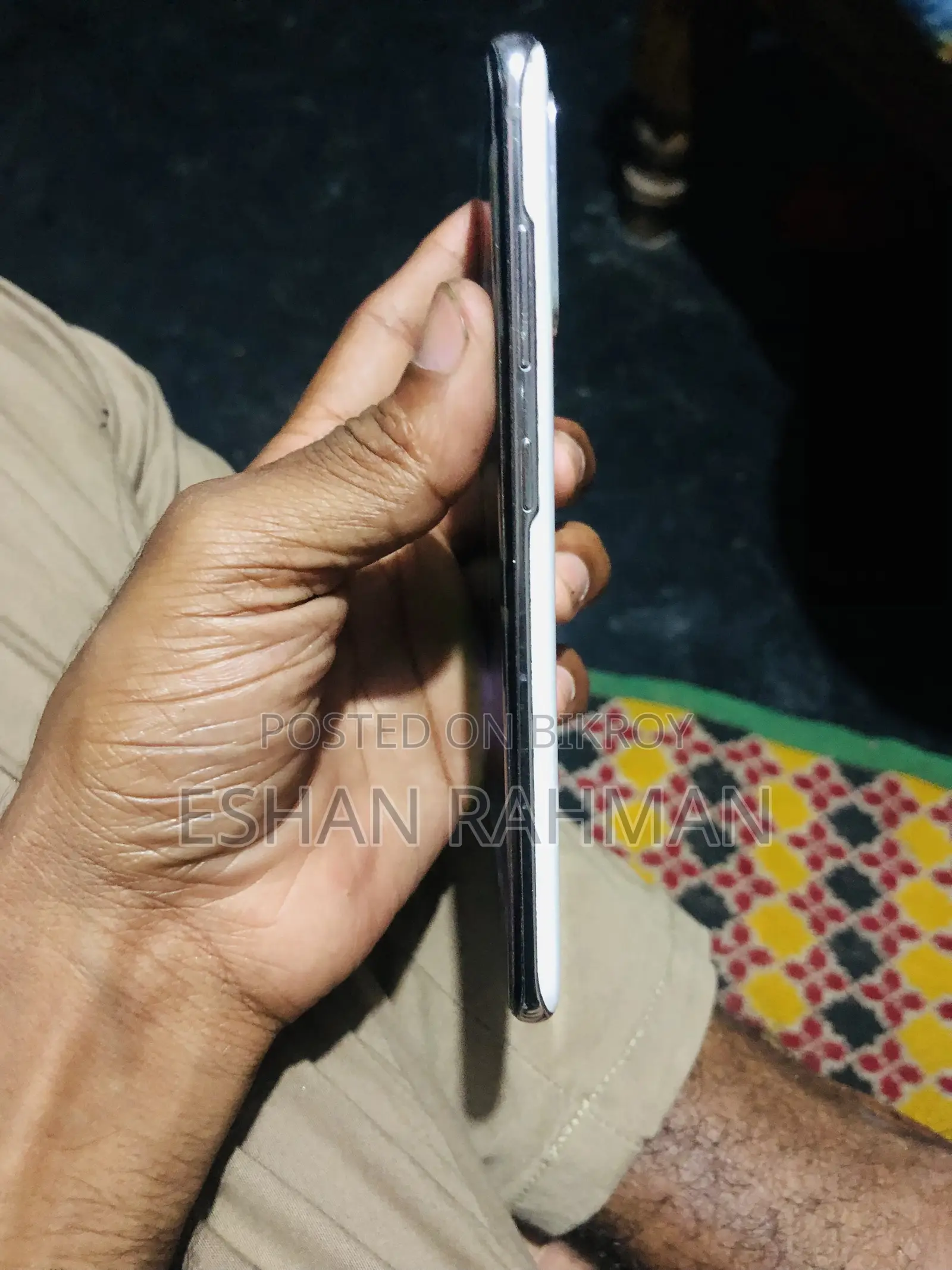 স্যামসাং গ্যালাক্সি এস২০ ১২৮ জিবি হোয়াইট