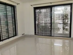 বনানীর অনিক রিয়েল এস্টেটে ৩ বেডরুমের অ্যাপার্টমেন্ট ভাড়া হবে