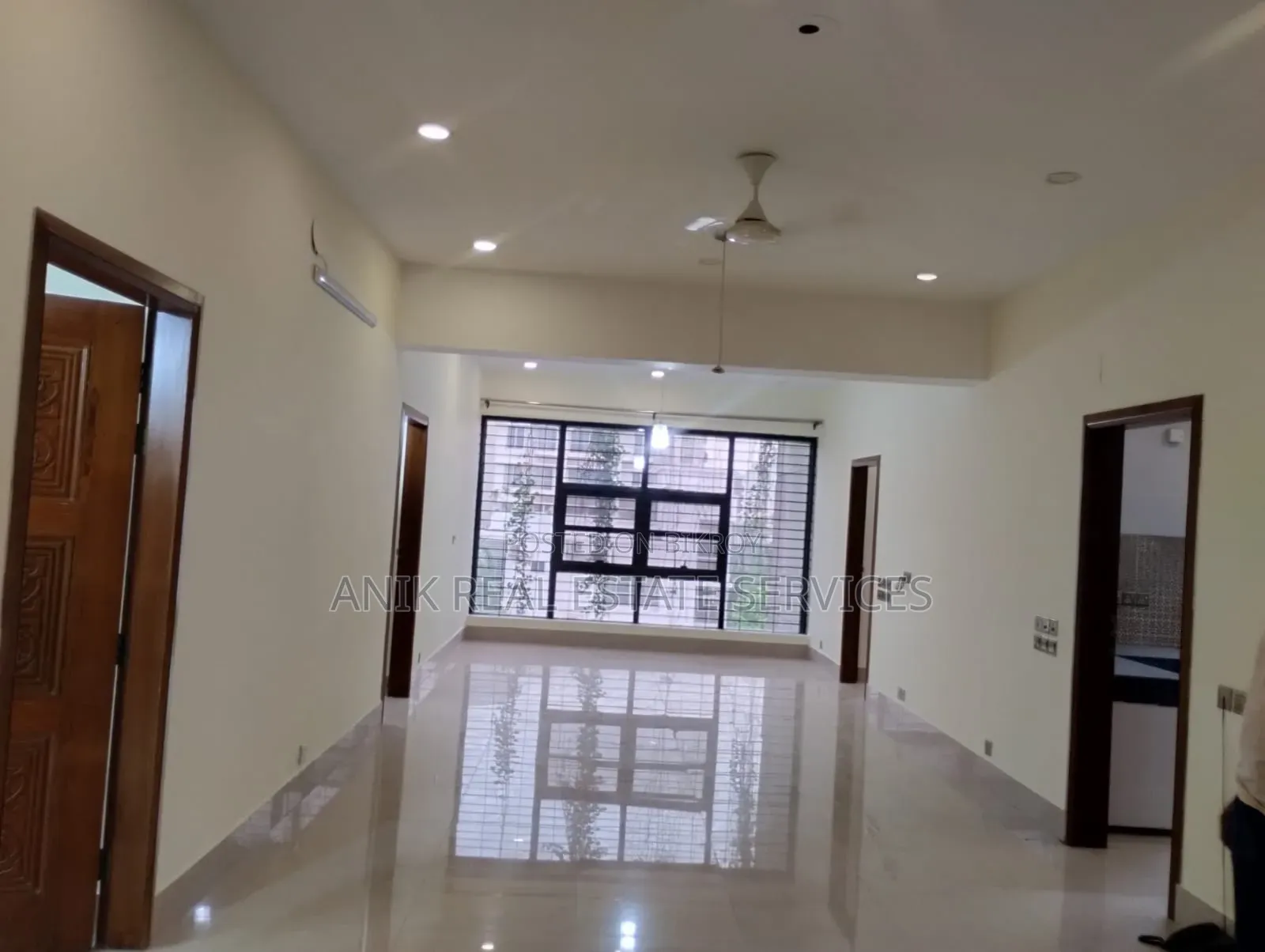 3bdrm Apartment in Anik Real Estate, Banani for Rent