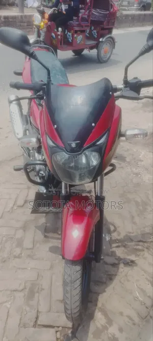 Bajaj Pulsar 150 2012 Red
