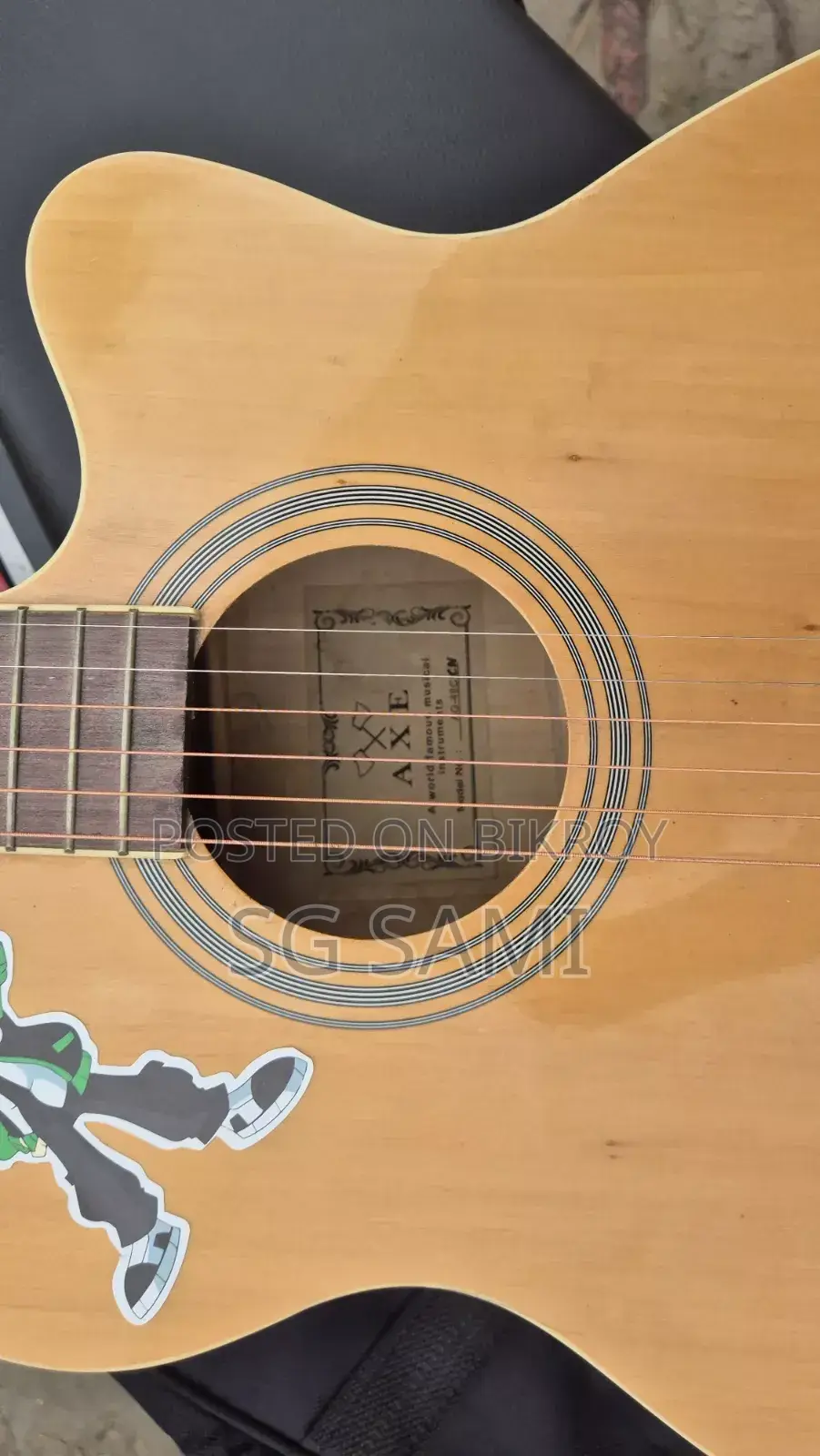 Axe Premium Guitar