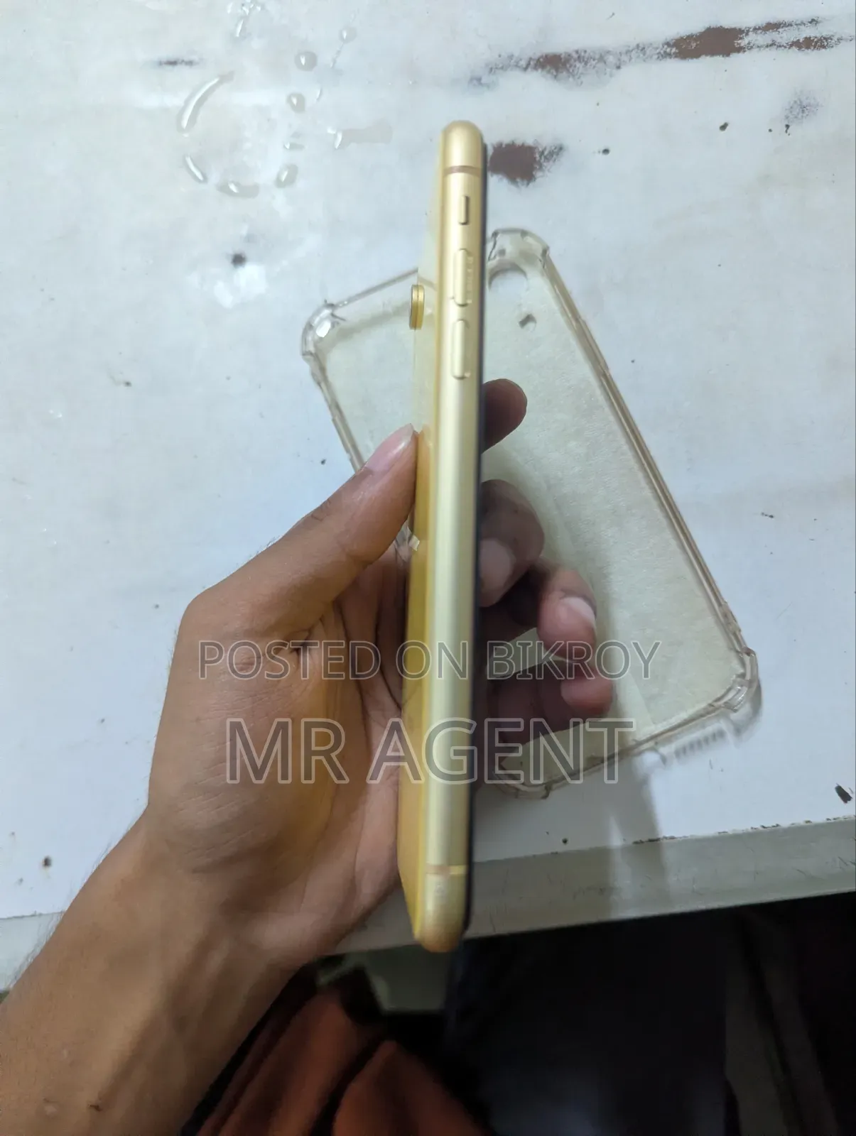Apple iPhone XR 64 GB Yellow