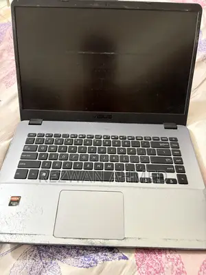 Laptop Asus VivoBook 15 X505BA 4GB AMD A6 SSD 128GB