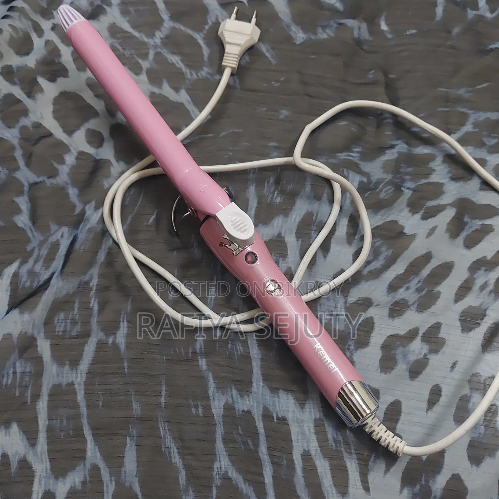 V G Professional Straightener And Kemei Km 219 Hair Curler Iron