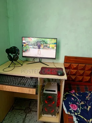 Gigabyte GA-H110MSTX-HD3-ZK 16GB Intel Core I5 HDD+SSD 256GB
