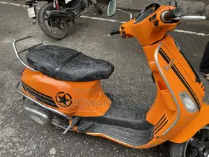 Vespa 150 2015 Orange