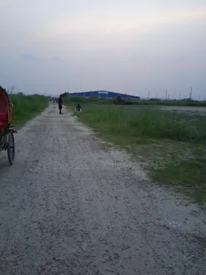 ইউনাইটেড সিটিতে লাক্সারি আবাসনের জন্য দক্ষিণমুখী ৭.৫ কাঠার প্লট বিক্রি
