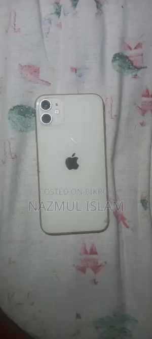New Apple iPhone 11 128 GB White