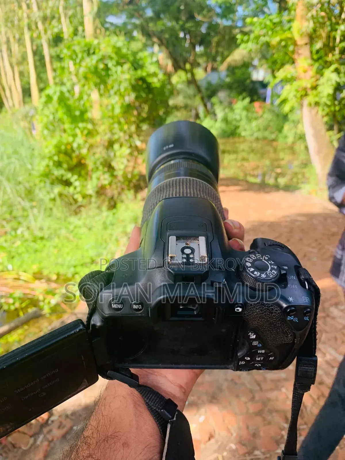 DSLR Camera