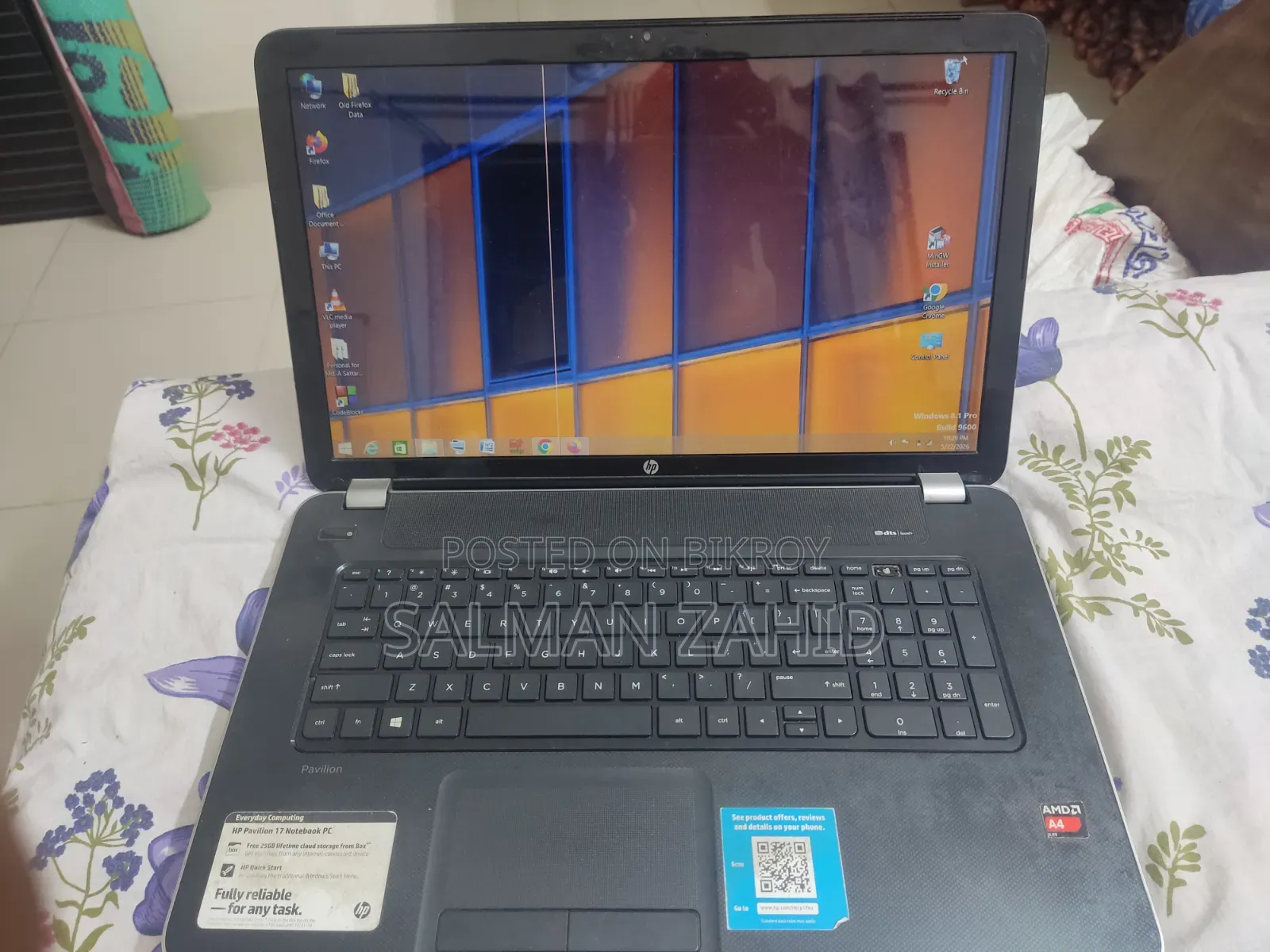 Laptop HP Pavilion 17 4GB AMD A4 SSD 256GB