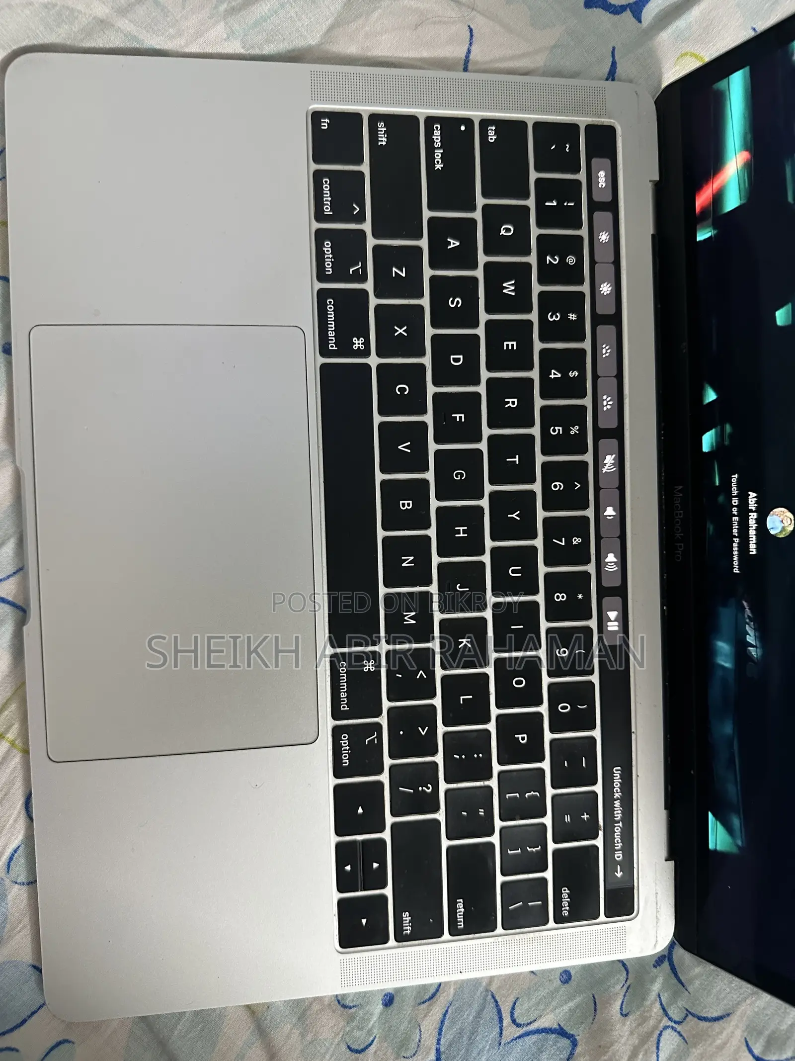ল্যাপটপ Apple MacBook Pro 2020 8GB Intel Core I5 SSD 256GB