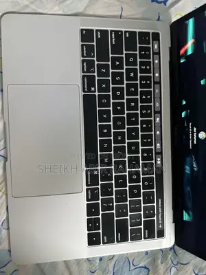 ল্যাপটপ Apple MacBook Pro 2020 8GB Intel Core I5 SSD 256GB